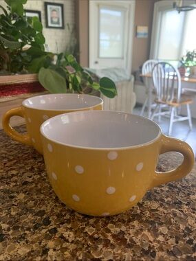 Yellow Polka Dot Cappuccino Mugs - Set of 2